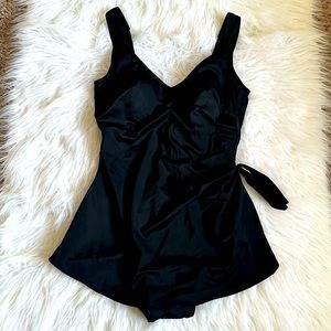 Roxanne Swimsuit One Piece Padded Bra Cup Black Bikini size 10 / 34C